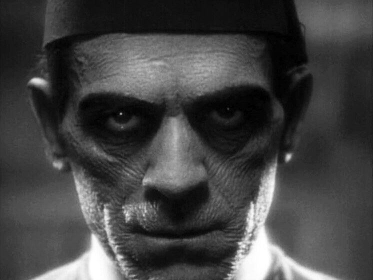  “The Mummy” (1932): Delving into Ancient Shadows and Modern Obsessions – Review