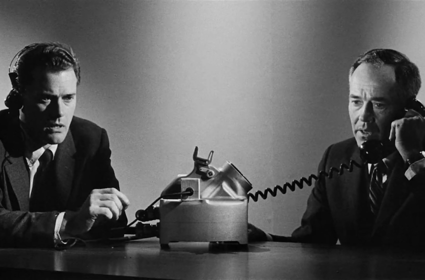  Fail-Safe (1964): Cold War Tensions on the Silver Screen – Film Review