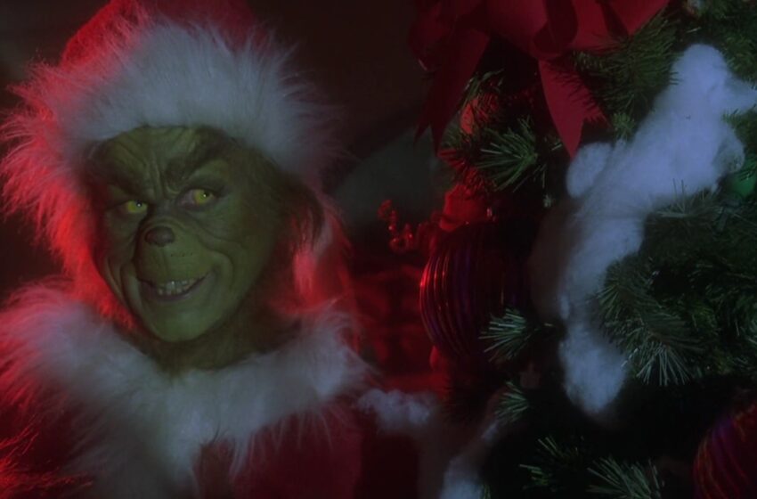  “How the Grinch Stole Christmas” (2000): A Gaudy, Glittering Adaptation of a Seussian Classic – Review
