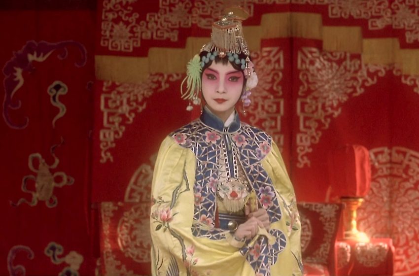  “Farewell, My Concubine” (1992): A Poignant Epic of Love, Art, and Revolution – Film Review