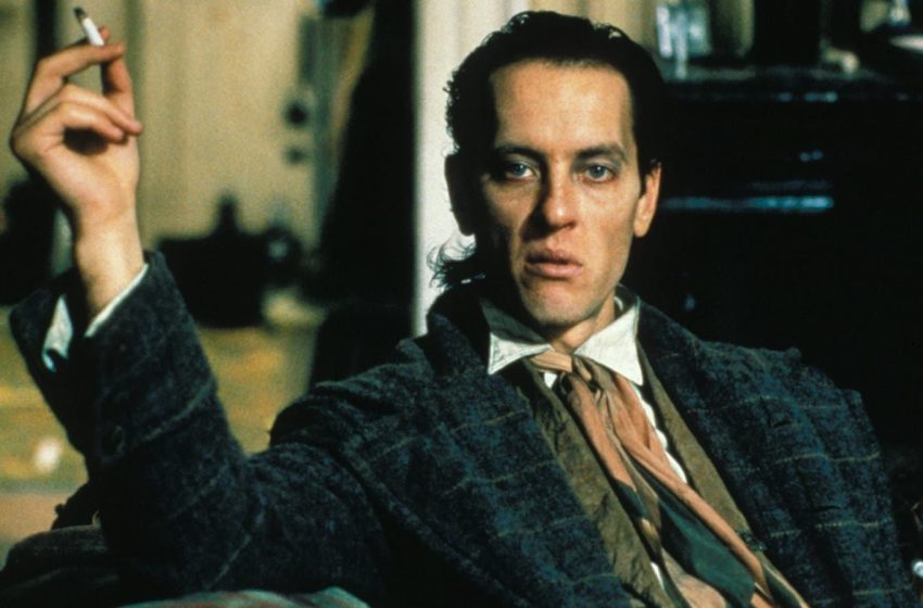  Withnail and I (1987): A Cult Classic’s Journey Through Despair & Comedy – Film Review